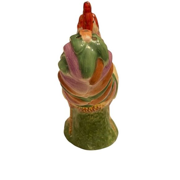 Vintage Rooster and Hen Farmhouse Americana Salt and Pepper Shakers - Picture 4 of 13